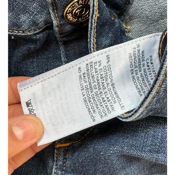 True Religion Karlie Low Rise Cropped Jeans - Picture 7 of 7